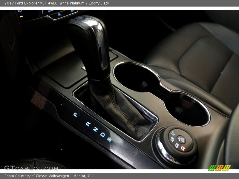 White Platinum / Ebony Black 2017 Ford Explorer XLT 4WD
