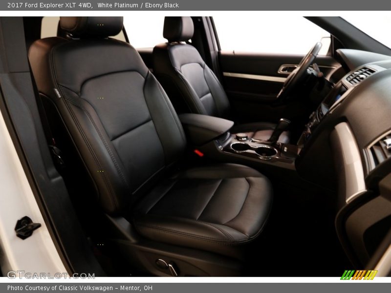 White Platinum / Ebony Black 2017 Ford Explorer XLT 4WD