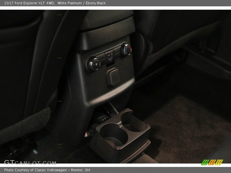 White Platinum / Ebony Black 2017 Ford Explorer XLT 4WD
