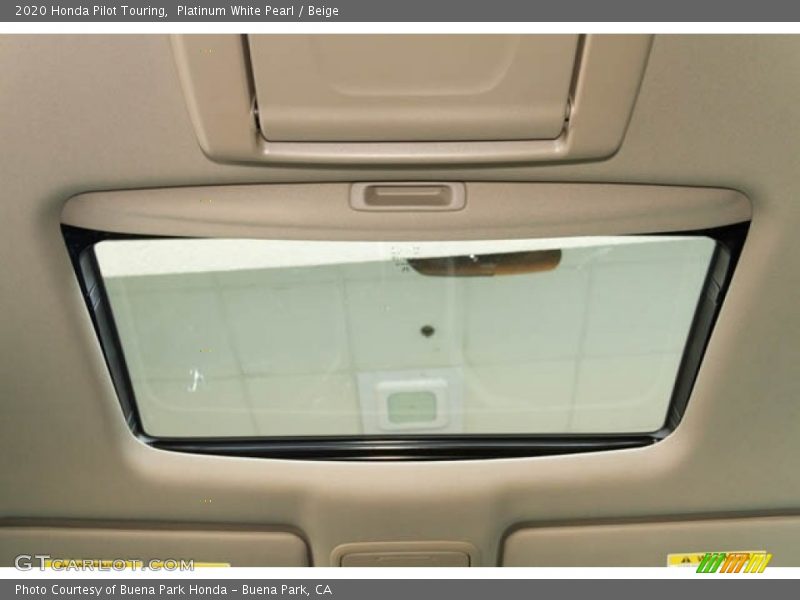 Platinum White Pearl / Beige 2020 Honda Pilot Touring