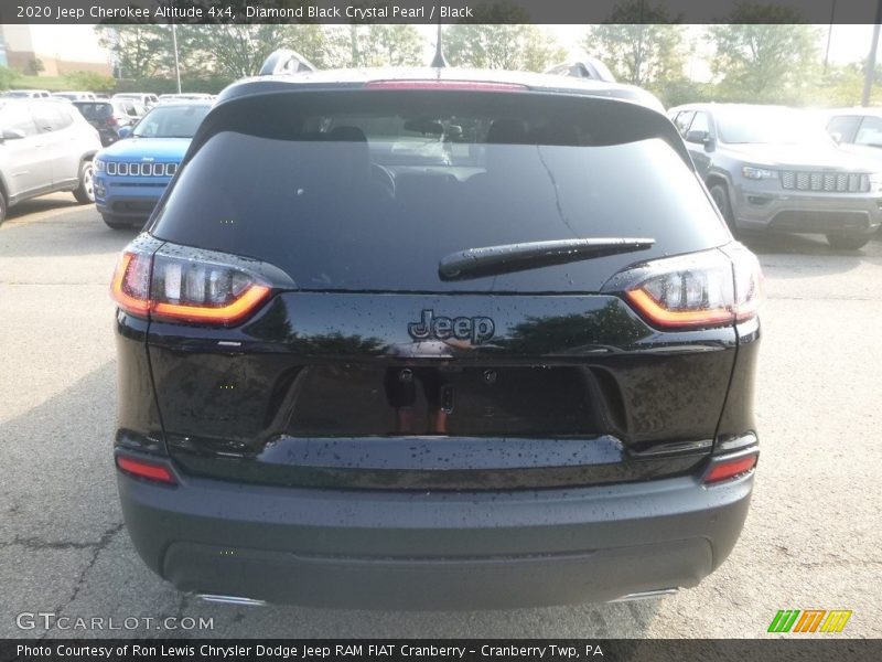 Diamond Black Crystal Pearl / Black 2020 Jeep Cherokee Altitude 4x4