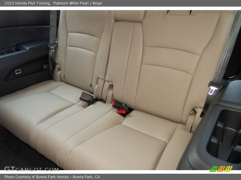 Platinum White Pearl / Beige 2020 Honda Pilot Touring
