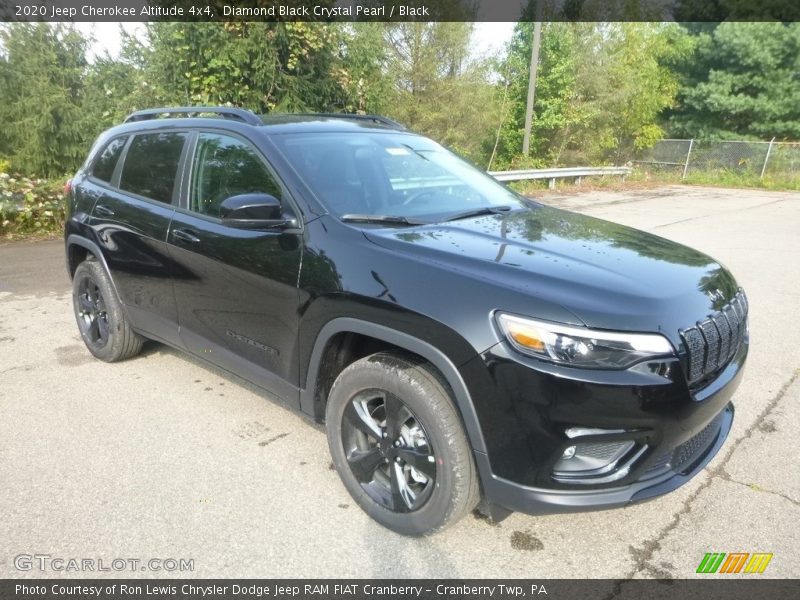 Front 3/4 View of 2020 Cherokee Altitude 4x4