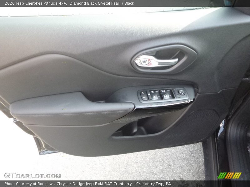 Diamond Black Crystal Pearl / Black 2020 Jeep Cherokee Altitude 4x4