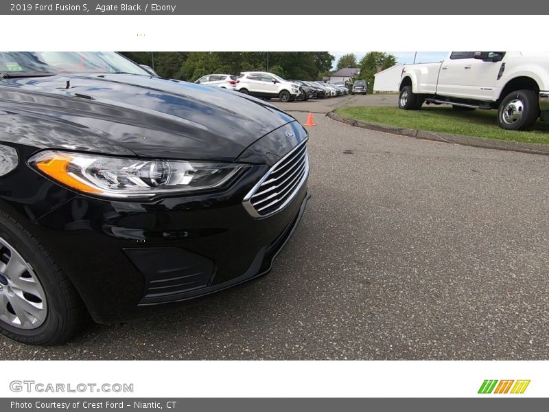 Agate Black / Ebony 2019 Ford Fusion S