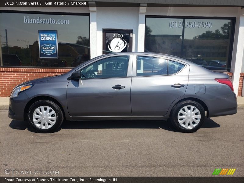Gun Metallic / Charcoal 2019 Nissan Versa S