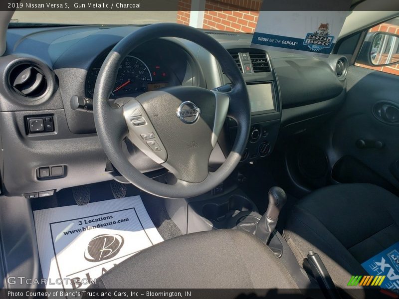 Gun Metallic / Charcoal 2019 Nissan Versa S
