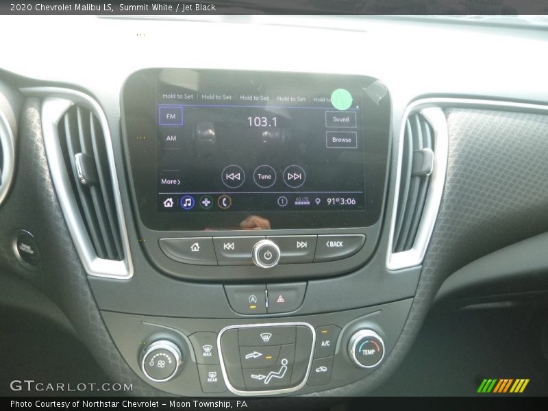 Summit White / Jet Black 2020 Chevrolet Malibu LS