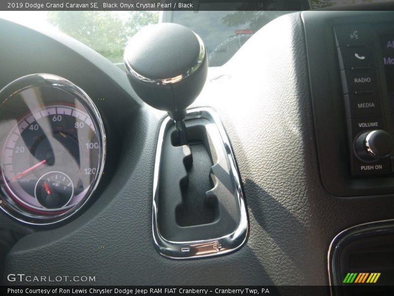 Black Onyx Crystal Pearl / Black 2019 Dodge Grand Caravan SE