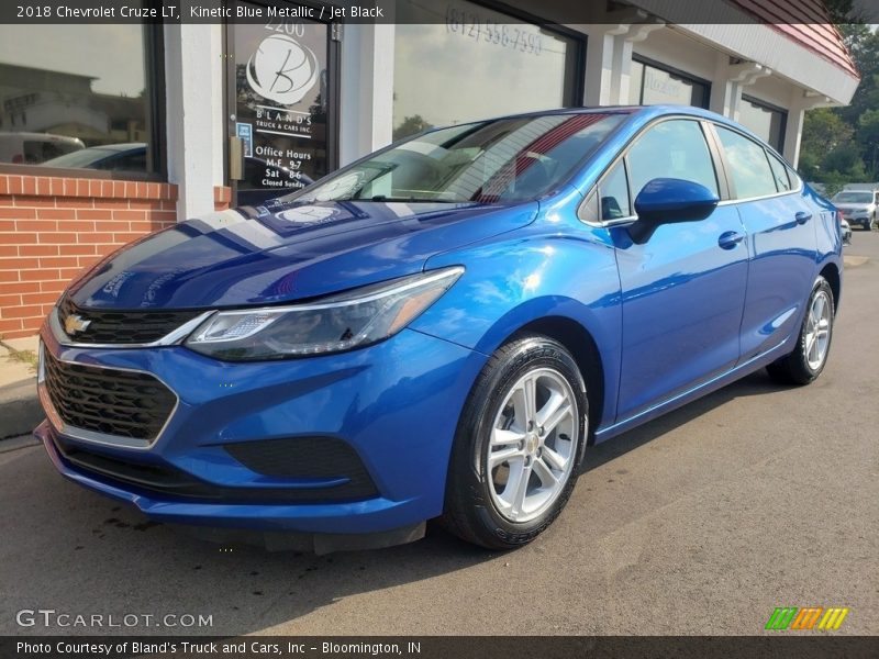 Kinetic Blue Metallic / Jet Black 2018 Chevrolet Cruze LT
