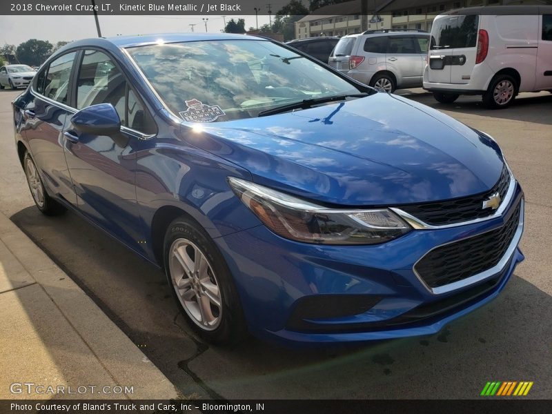 Kinetic Blue Metallic / Jet Black 2018 Chevrolet Cruze LT