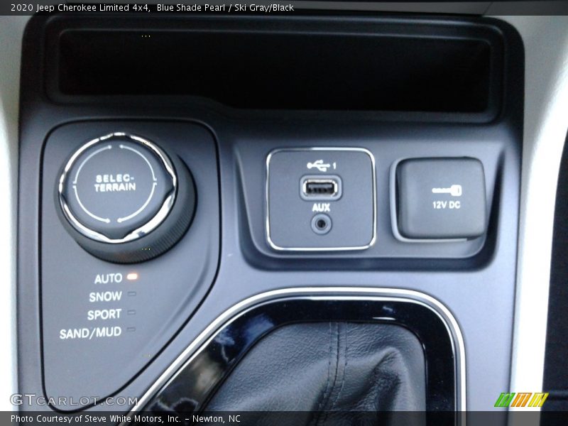 Blue Shade Pearl / Ski Gray/Black 2020 Jeep Cherokee Limited 4x4