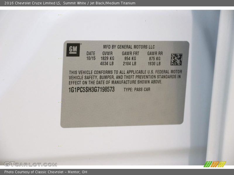 Summit White / Jet Black/Medium Titanium 2016 Chevrolet Cruze Limited LS
