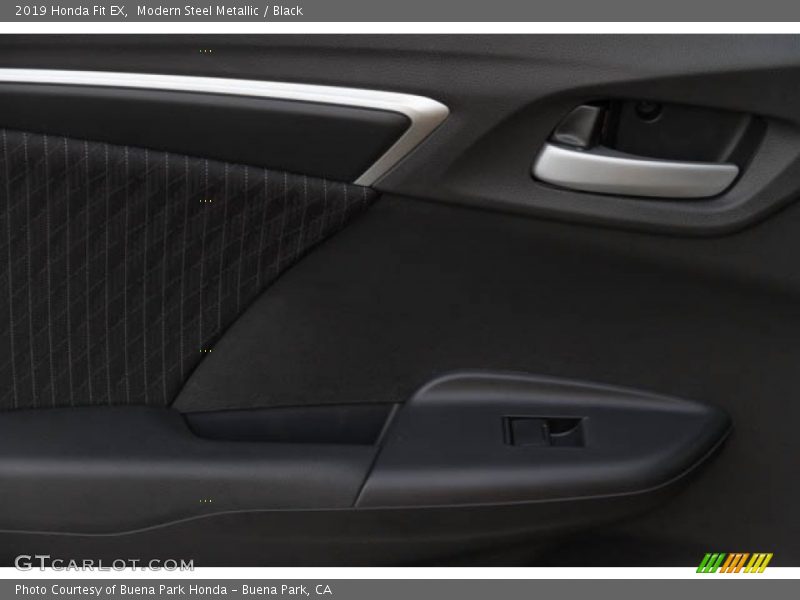 Modern Steel Metallic / Black 2019 Honda Fit EX