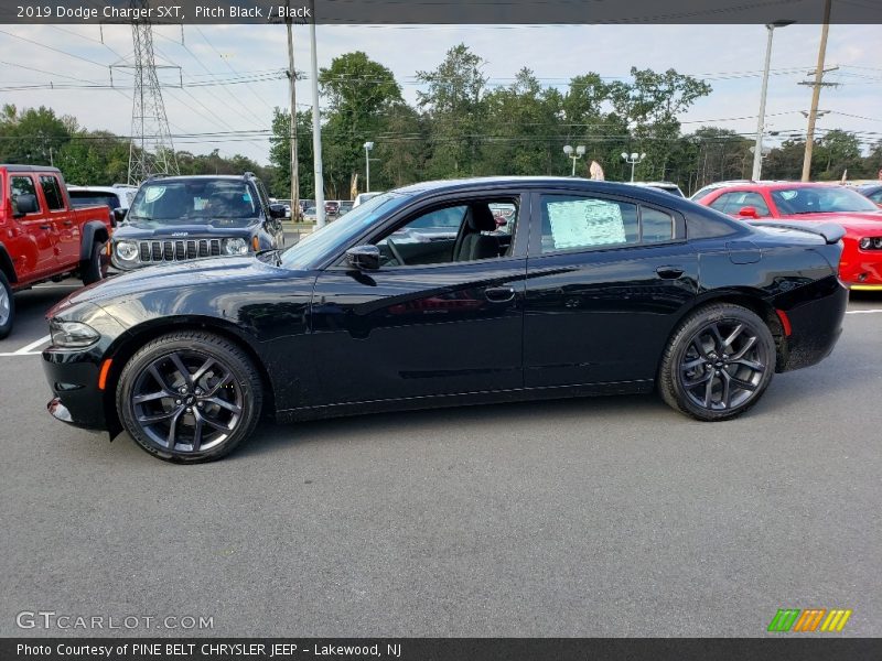 Pitch Black / Black 2019 Dodge Charger SXT