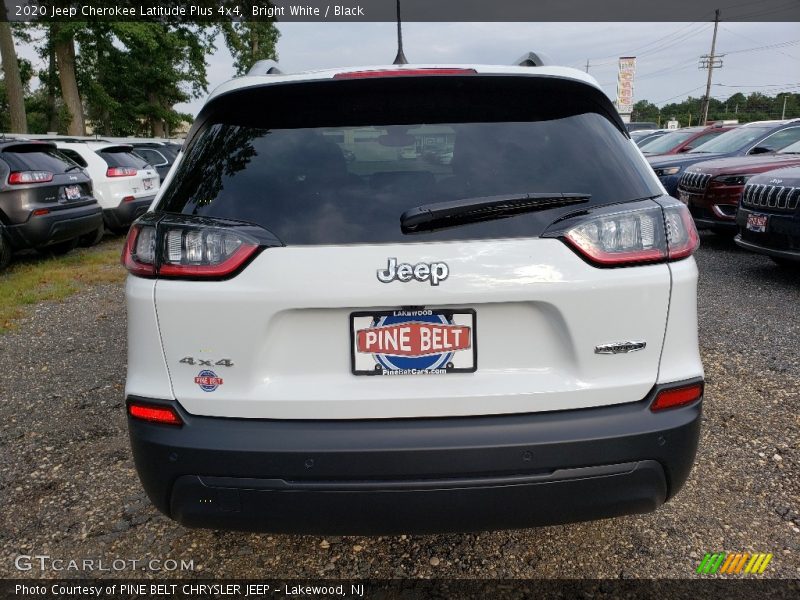 Bright White / Black 2020 Jeep Cherokee Latitude Plus 4x4