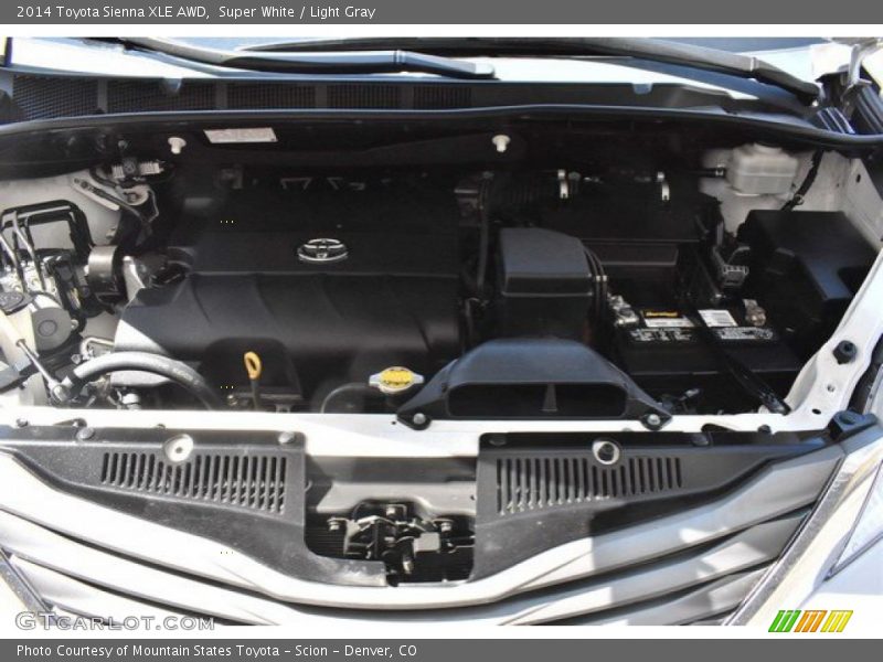 Super White / Light Gray 2014 Toyota Sienna XLE AWD