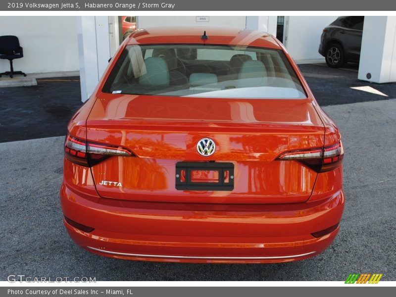 Habanero Orange / Storm Gray 2019 Volkswagen Jetta S