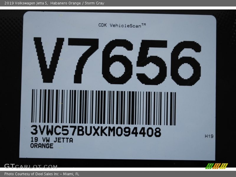 Habanero Orange / Storm Gray 2019 Volkswagen Jetta S