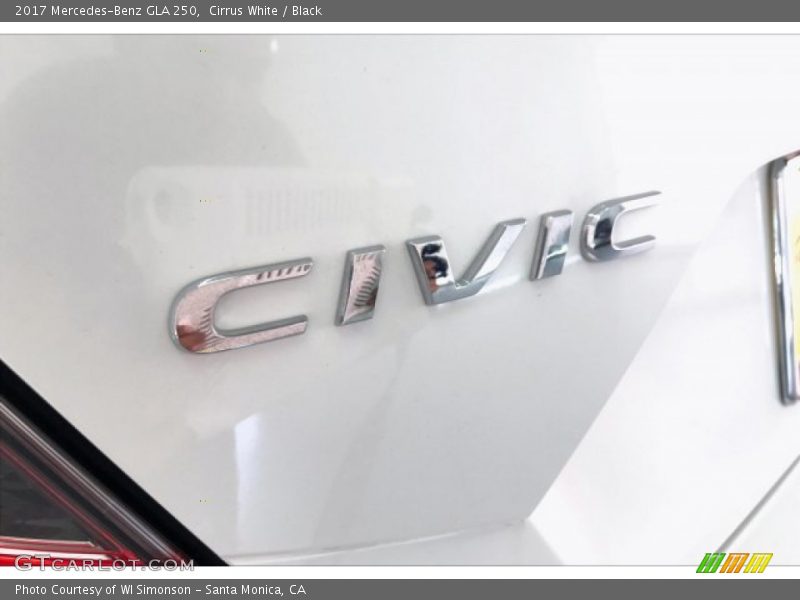 Cirrus White / Black 2017 Mercedes-Benz GLA 250
