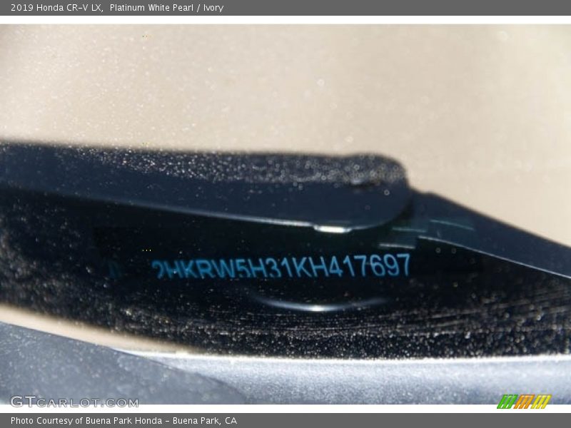 Platinum White Pearl / Ivory 2019 Honda CR-V LX