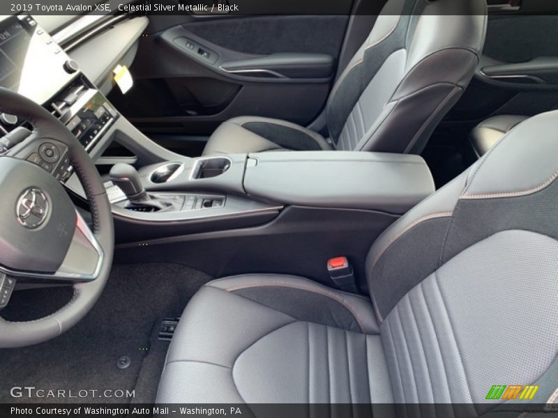 Celestial Silver Metallic / Black 2019 Toyota Avalon XSE