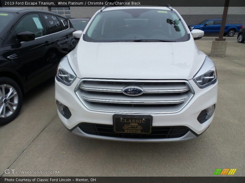 White Platinum / Chromite Gray/Charcoal Black 2019 Ford Escape Titanium