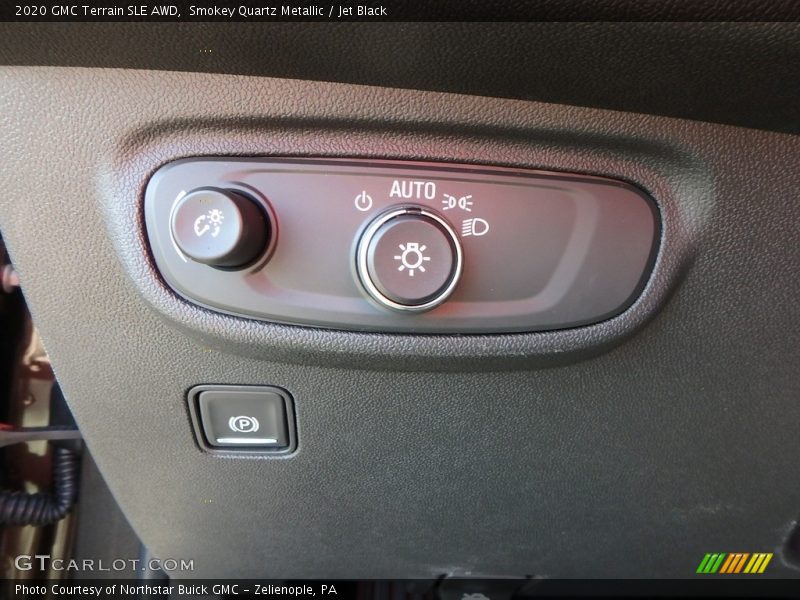 Smokey Quartz Metallic / Jet Black 2020 GMC Terrain SLE AWD