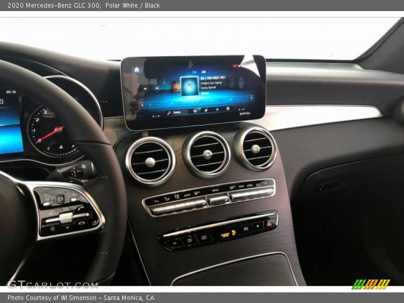 Polar White / Black 2020 Mercedes-Benz GLC 300
