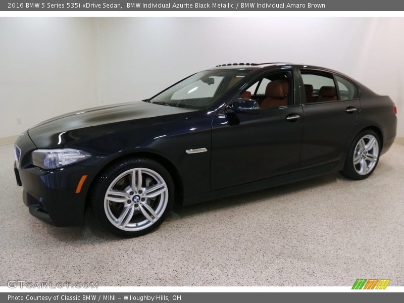 BMW Individual Azurite Black Metallic / BMW Individual Amaro Brown 2016 BMW 5 Series 535i xDrive Sedan