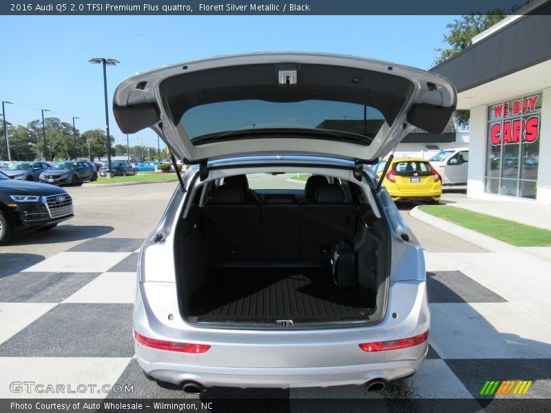 Florett Silver Metallic / Black 2016 Audi Q5 2.0 TFSI Premium Plus quattro