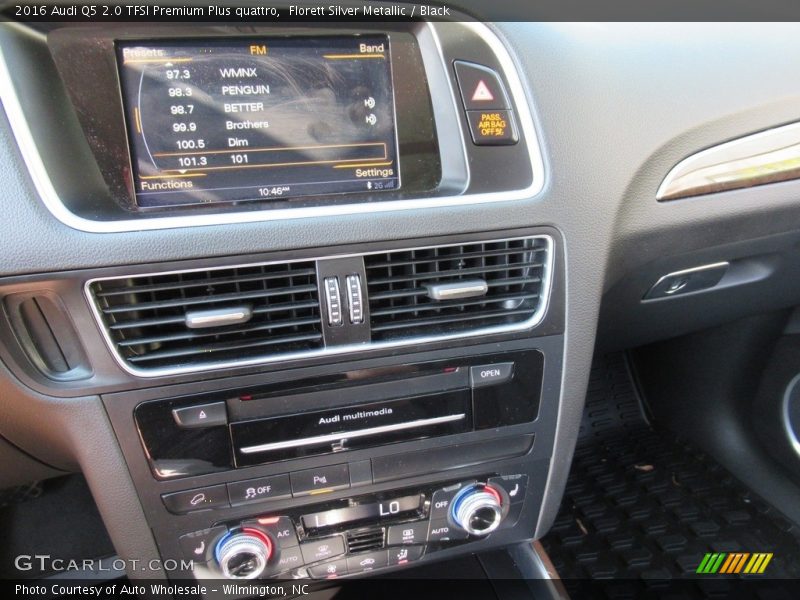 Florett Silver Metallic / Black 2016 Audi Q5 2.0 TFSI Premium Plus quattro