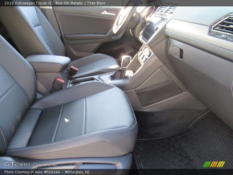 Blue Silk Metallic / Titan Black 2019 Volkswagen Tiguan SE