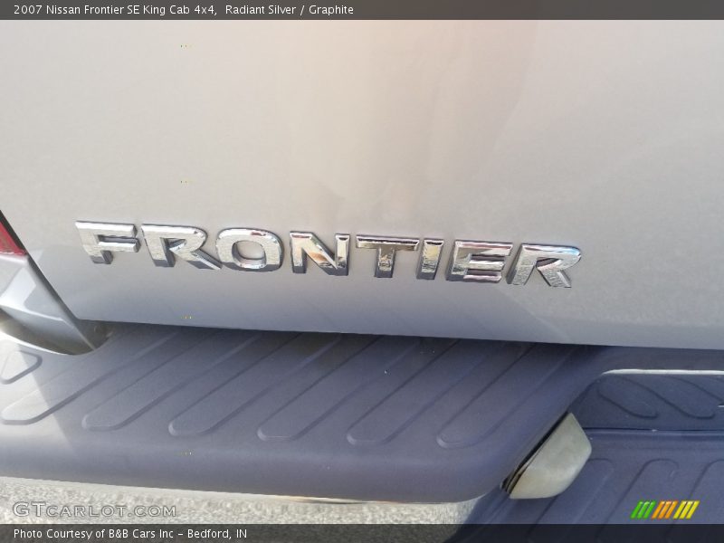 Radiant Silver / Graphite 2007 Nissan Frontier SE King Cab 4x4