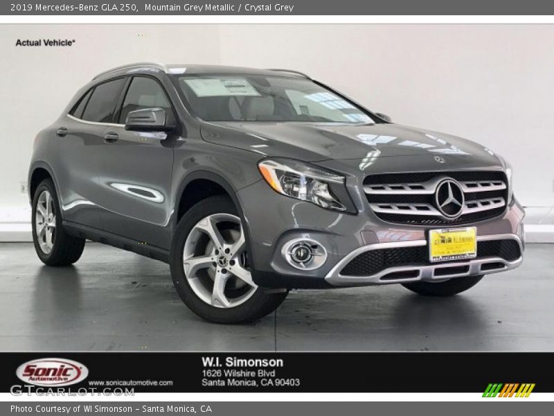 Mountain Grey Metallic / Crystal Grey 2019 Mercedes-Benz GLA 250