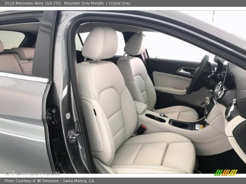 Mountain Grey Metallic / Crystal Grey 2019 Mercedes-Benz GLA 250