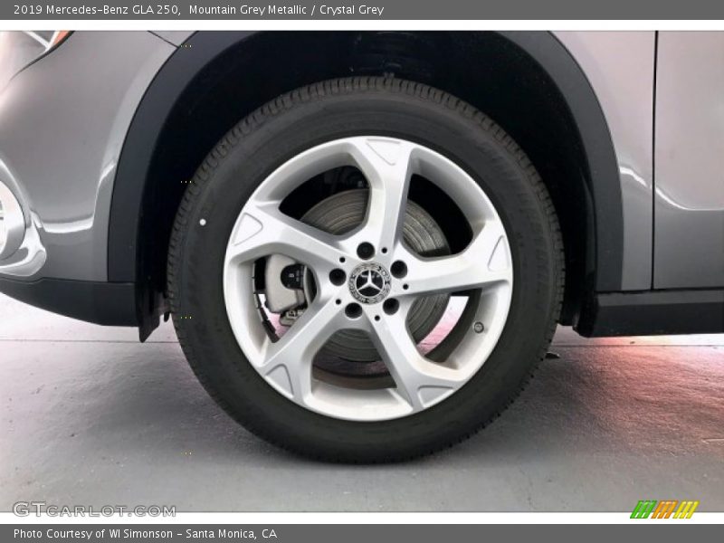 Mountain Grey Metallic / Crystal Grey 2019 Mercedes-Benz GLA 250