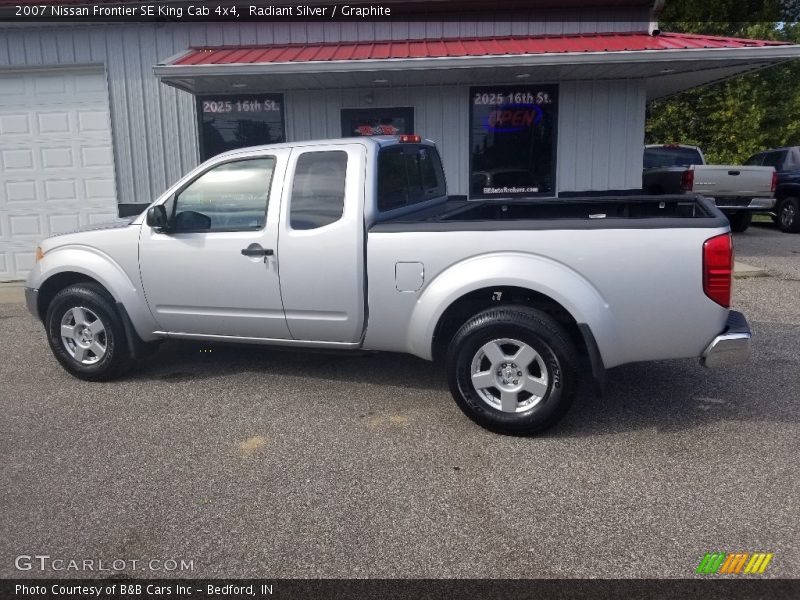 Radiant Silver / Graphite 2007 Nissan Frontier SE King Cab 4x4