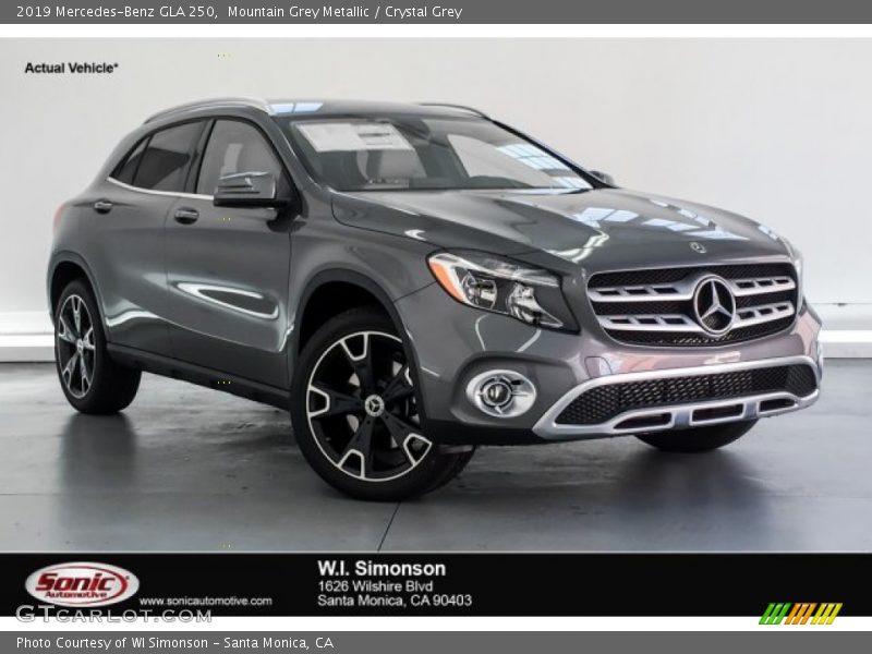 Mountain Grey Metallic / Crystal Grey 2019 Mercedes-Benz GLA 250