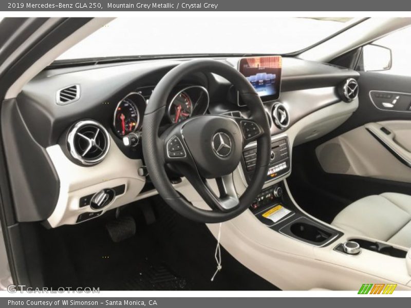 Mountain Grey Metallic / Crystal Grey 2019 Mercedes-Benz GLA 250