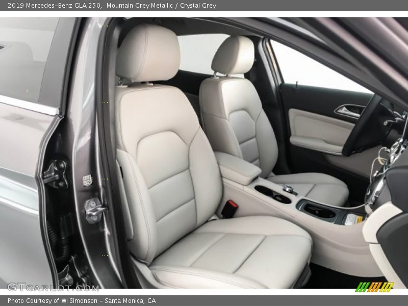 Mountain Grey Metallic / Crystal Grey 2019 Mercedes-Benz GLA 250