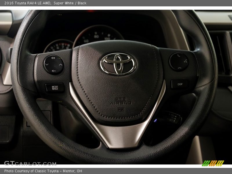 Super White / Black 2016 Toyota RAV4 LE AWD