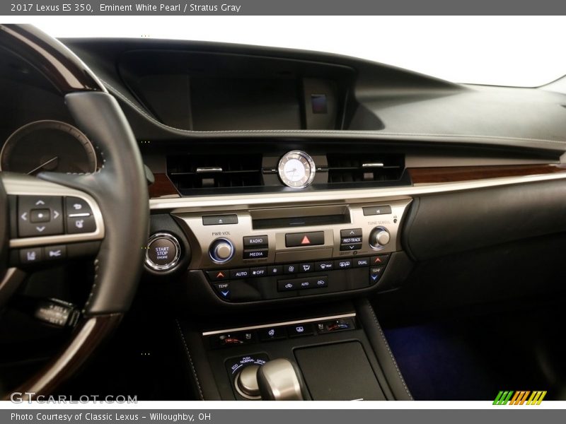 Eminent White Pearl / Stratus Gray 2017 Lexus ES 350