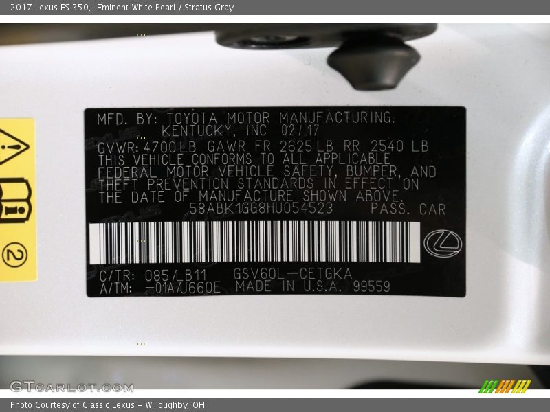 Eminent White Pearl / Stratus Gray 2017 Lexus ES 350