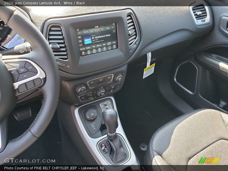 White / Black 2020 Jeep Compass Latitude 4x4