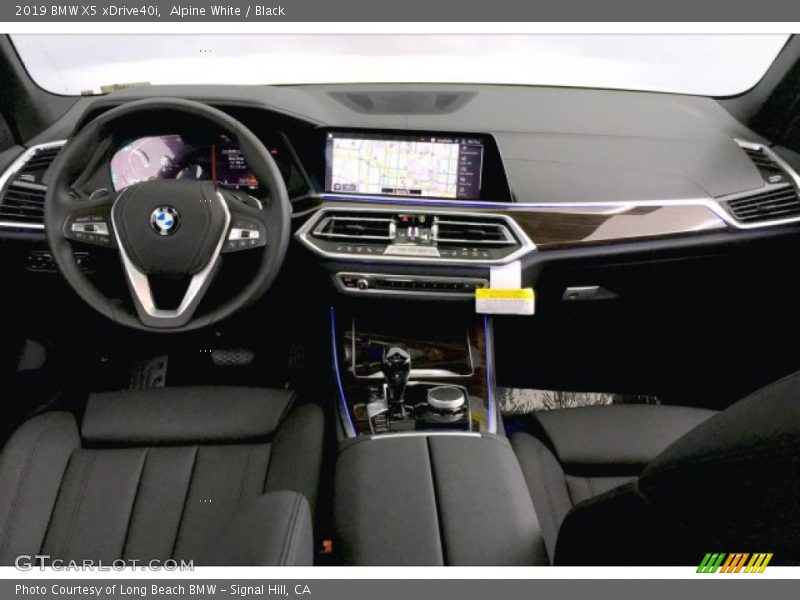 Alpine White / Black 2019 BMW X5 xDrive40i
