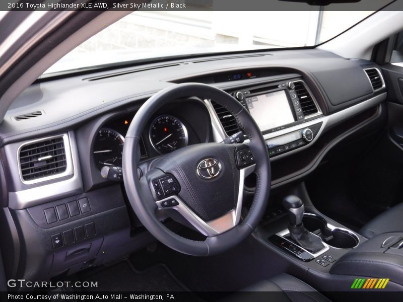 Silver Sky Metallic / Black 2016 Toyota Highlander XLE AWD