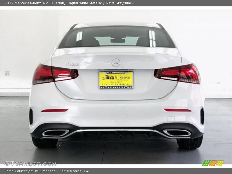 Digital White Metallic / Neva Grey/Black 2019 Mercedes-Benz A 220 Sedan