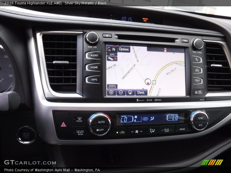 Silver Sky Metallic / Black 2016 Toyota Highlander XLE AWD