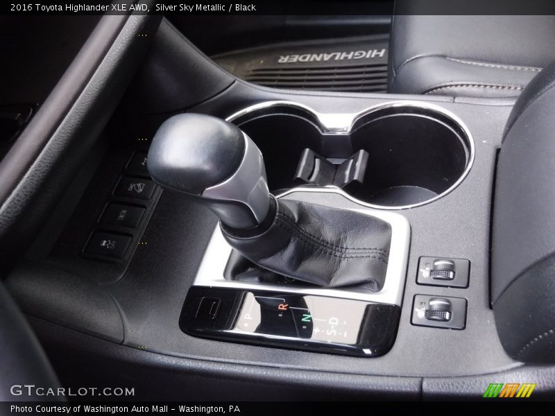 Silver Sky Metallic / Black 2016 Toyota Highlander XLE AWD